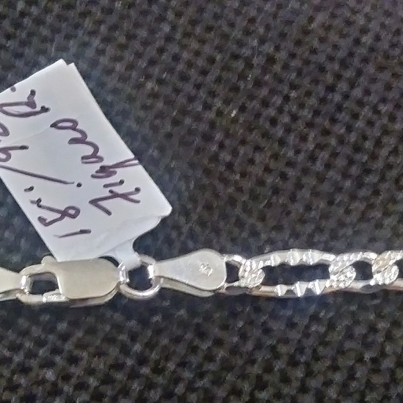 NEW-18" FIGARO STERLING CHAIN.(R19) - Picture 3 of 3